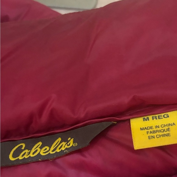 Cabela's Women's Puffer Jacket - Raspberry - Picture 2 of 3